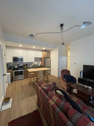 1456 N Kedzie Avenue CH1, Chicago, IL 60651