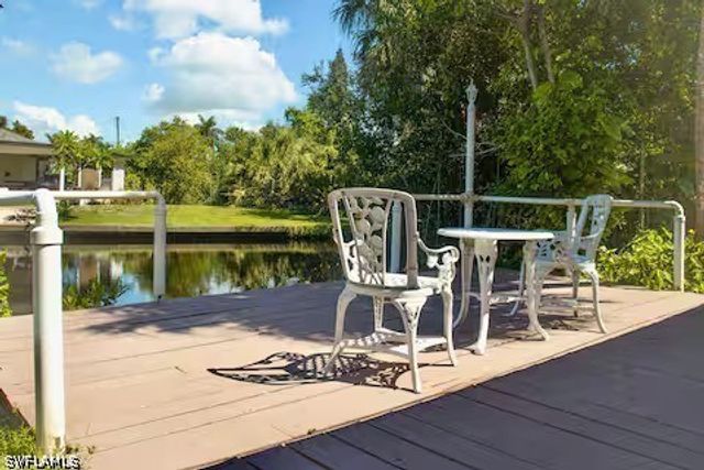 127 Standish CIR, North Fort Myers, FL 33903