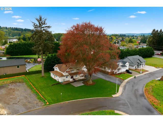 3070 SPRUCE Ave, Woodland, WA 98674