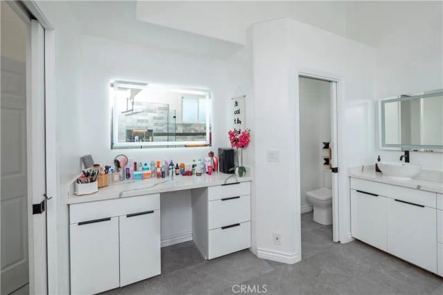 7652 Coolgrove, Downey, CA 90240