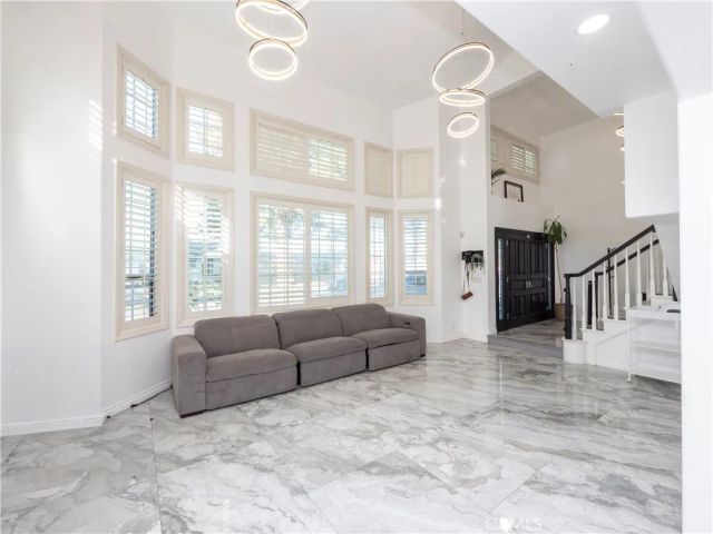7652 Coolgrove, Downey, CA 90240