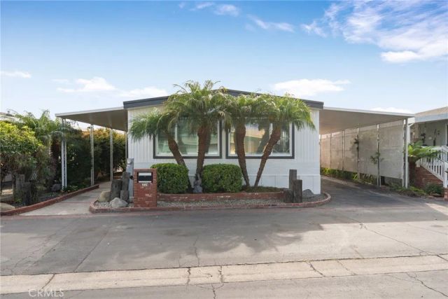 16222 Monterey 379, Huntington Beach, CA 92649