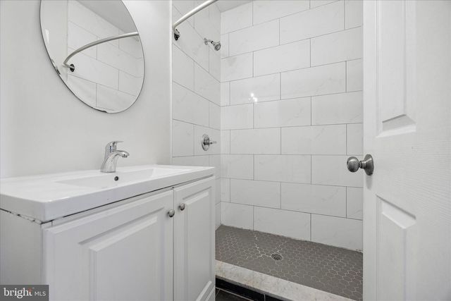 2018 N CLEVELAND ST, Philadelphia, PA 19121