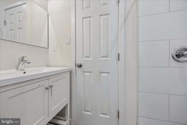 2018 N CLEVELAND ST, Philadelphia, PA 19121