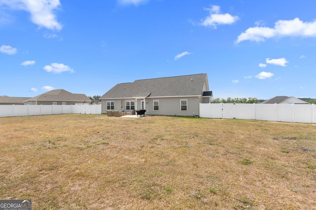 608 Fescue Drive, Statesboro, GA 30458