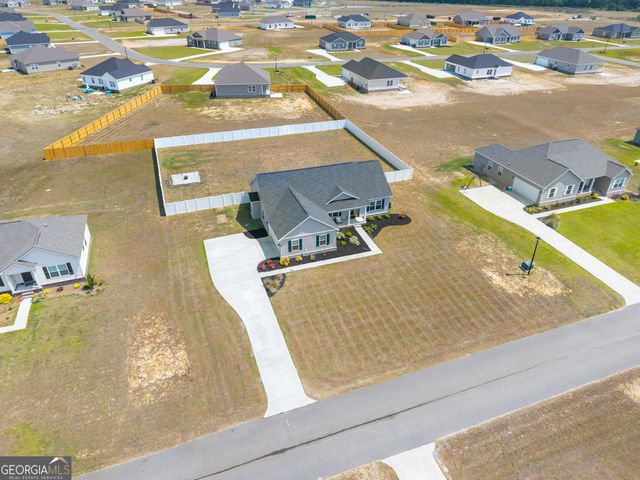 608 Fescue Drive, Statesboro, GA 30458