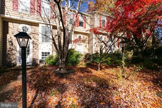 1589 WOODCREST DR, Reston, VA 20194