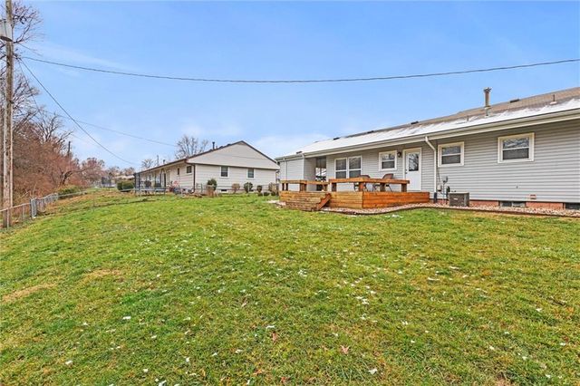 809 Cimarron Trail, Belton, MO 64012