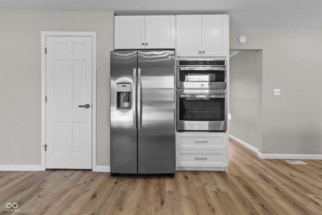 1104 Woodbridge Lane, Indianapolis, IN 46260