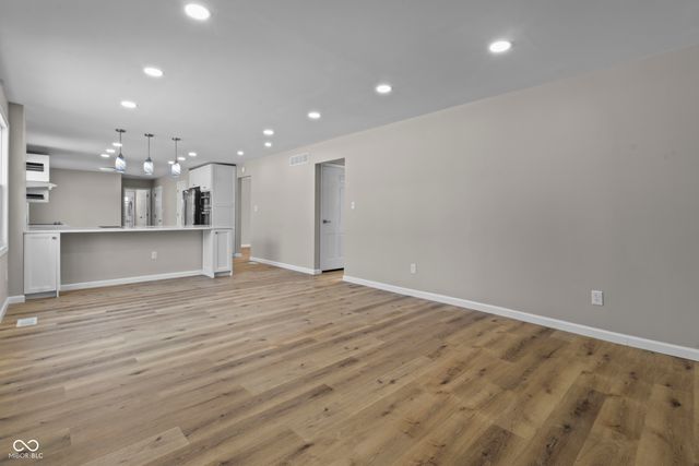 1104 Woodbridge Lane, Indianapolis, IN 46260