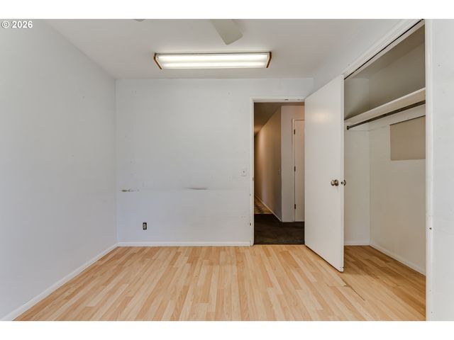 4742 THUNDERBIRD St, Eugene, OR 97404