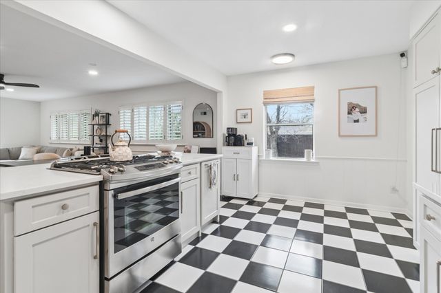 11631 Saxon Street, Dallas, TX 75218