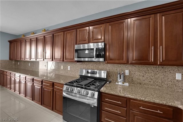 7044 Somera Way, Las Vegas, NV 89113