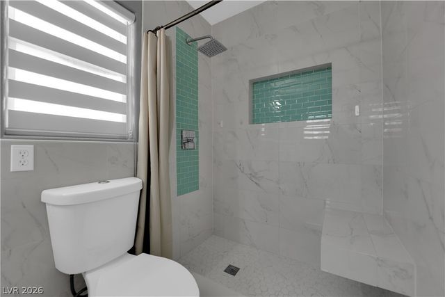 7044 Somera Way, Las Vegas, NV 89113