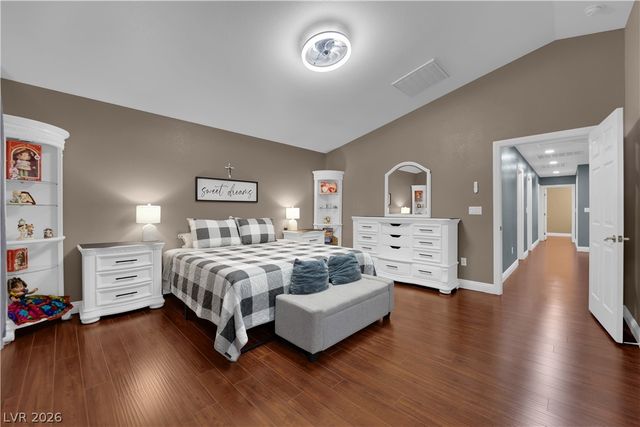 7044 Somera Way, Las Vegas, NV 89113