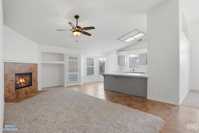4202 Silver Maple Court, Bakersfield, CA 93313
