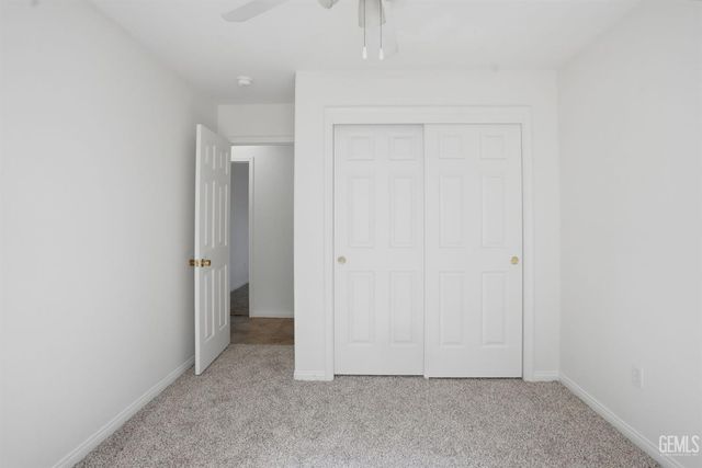 4202 Silver Maple Court, Bakersfield, CA 93313