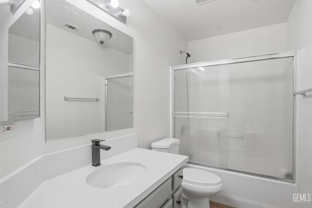 4202 Silver Maple Court, Bakersfield, CA 93313