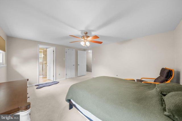 511 PERRY DR., Mount Laurel, NJ 08054