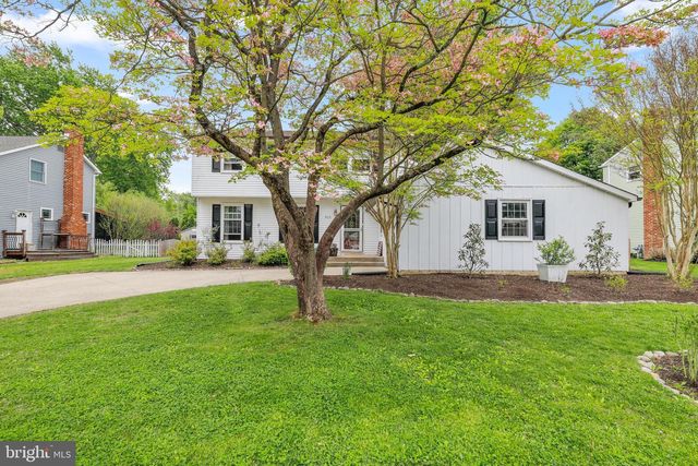 511 PERRY DR., Mount Laurel, NJ 08054