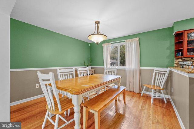 511 PERRY DR., Mount Laurel, NJ 08054