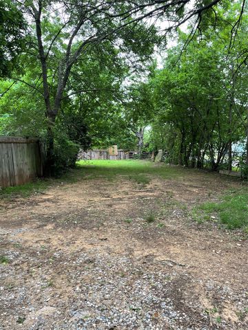 1025 Baker Street, Denison, TX 75020