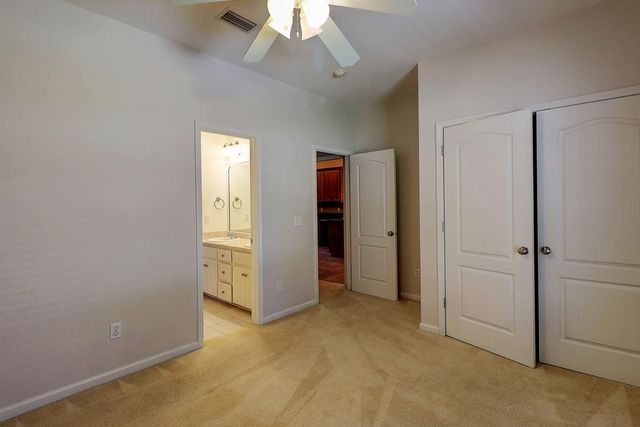 207 Kilkenny Dr, Dothan, AL 36303