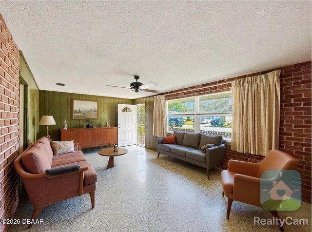 1504 Wildrose Lane, Daytona Beach, FL 32117