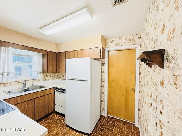 1504 Wildrose Lane, Daytona Beach, FL 32117