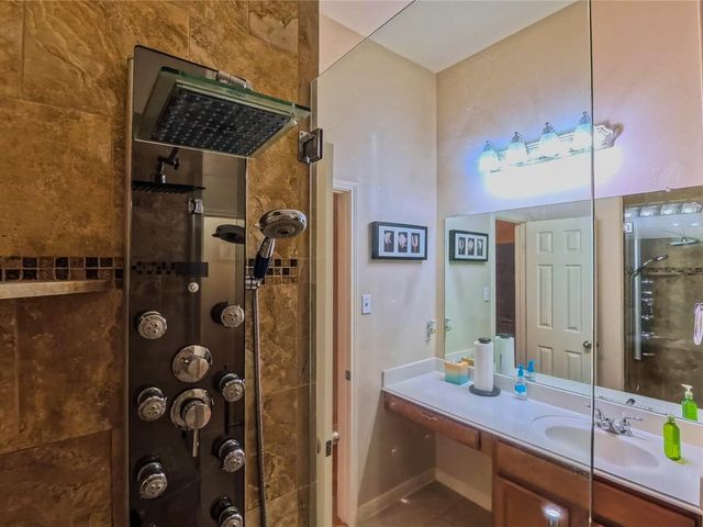 15811 Sandisfield Lane, Houston, TX 77084