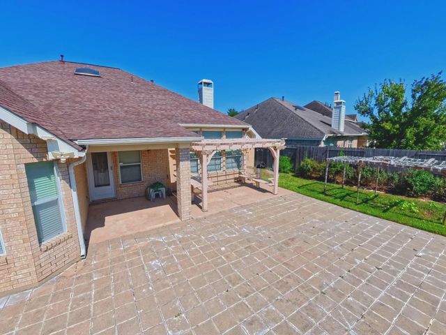 15811 Sandisfield Lane, Houston, TX 77084