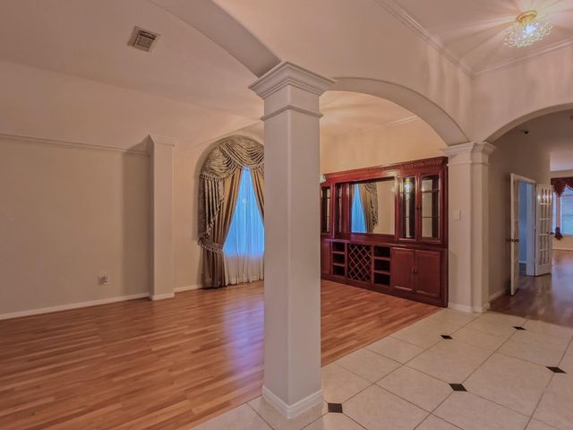 15811 Sandisfield Lane, Houston, TX 77084