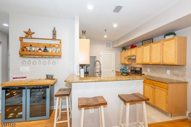 30 Federal Hill Rd 8, Pompton Lakes Boro, NJ 07442