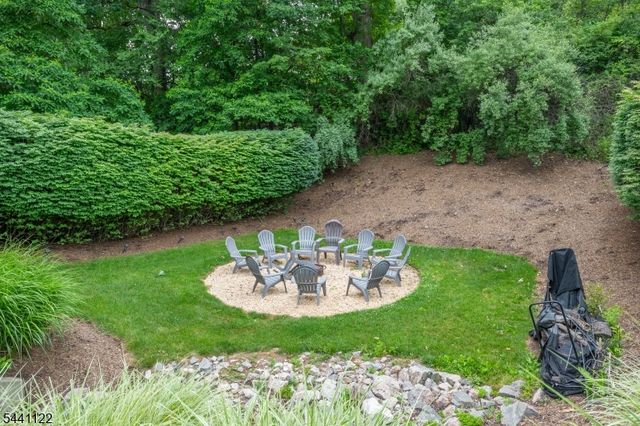30 Federal Hill Rd 8, Pompton Lakes Boro, NJ 07442
