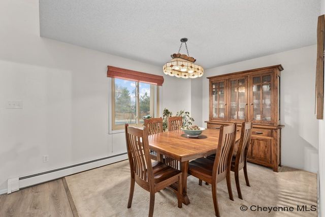 721 CREIGHTON ST, Cheyenne, WY 82009