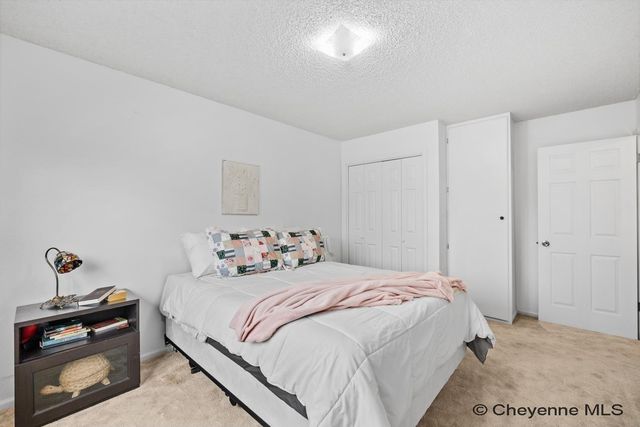 721 CREIGHTON ST, Cheyenne, WY 82009