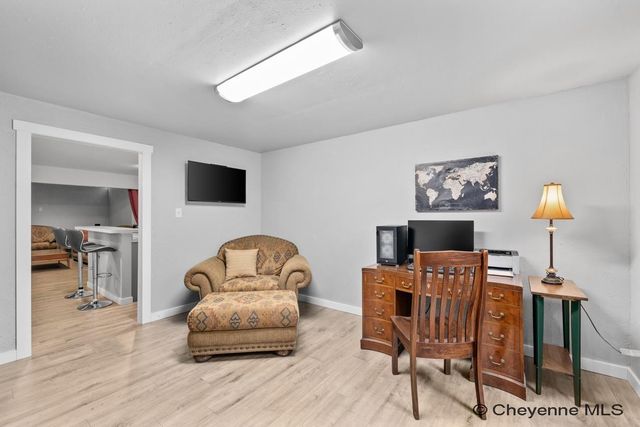 721 CREIGHTON ST, Cheyenne, WY 82009