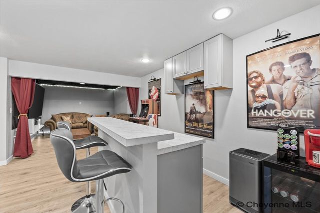 721 CREIGHTON ST, Cheyenne, WY 82009