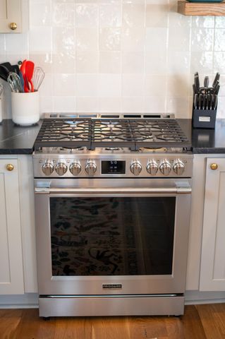 81 Race Street, Charleston, SC 29403