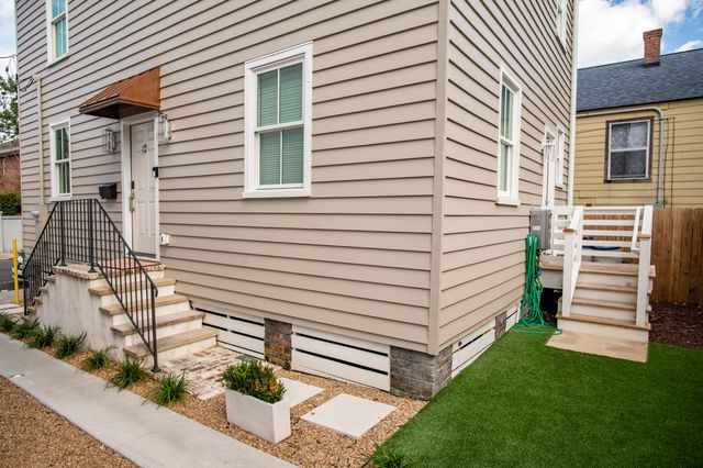 81 Race Street, Charleston, SC 29403