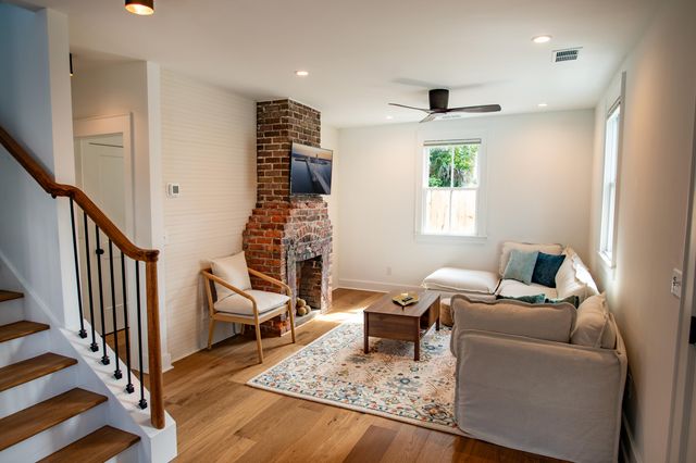 81 Race Street, Charleston, SC 29403