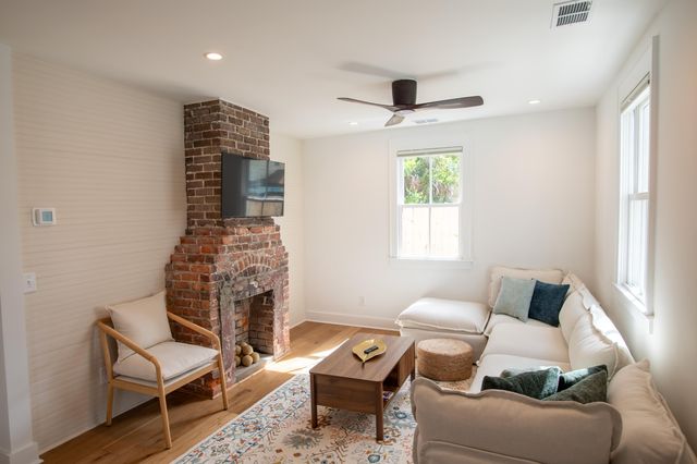 81 Race Street, Charleston, SC 29403