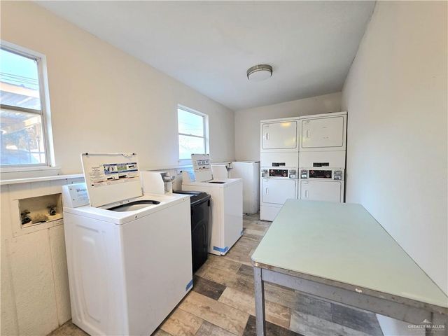 1811 Perkins Avenue 16, Mission, TX 78572