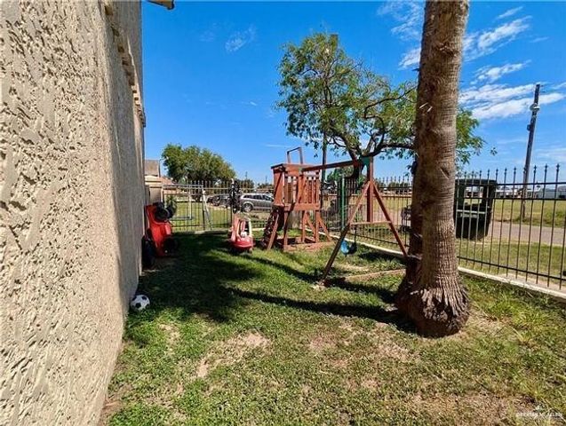 1811 Perkins Avenue 16, Mission, TX 78572