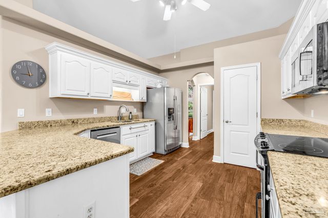 5357 Galberry Ln, Gulf Breeze, FL 32563