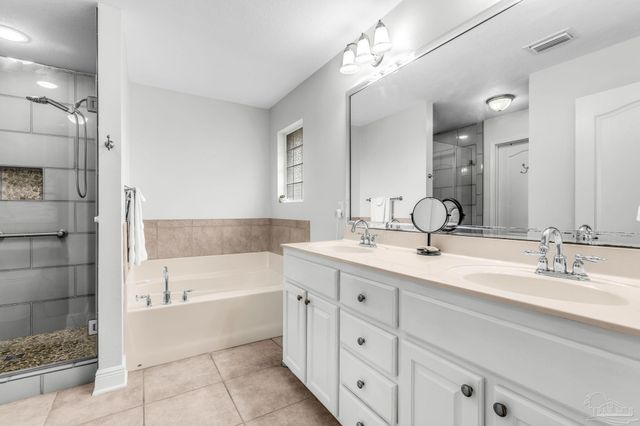 5357 Galberry Ln, Gulf Breeze, FL 32563