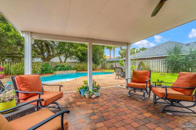 5357 Galberry Ln, Gulf Breeze, FL 32563