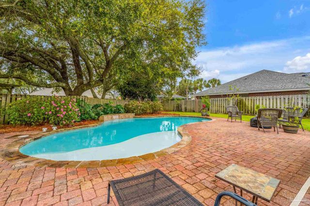 5357 Galberry Ln, Gulf Breeze, FL 32563