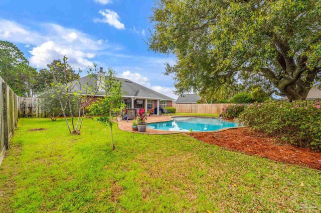5357 Galberry Ln, Gulf Breeze, FL 32563