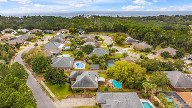 5357 Galberry Ln, Gulf Breeze, FL 32563